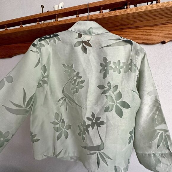 Banana Bay Fine‎ Resortwear Sage Green Coverup - Picture 5 of 6